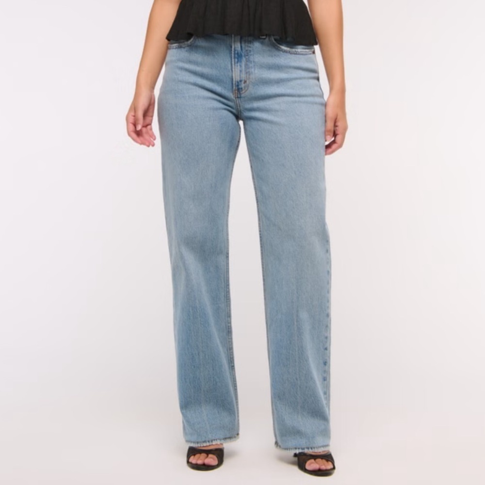 Abercrombie & Fitch Curve Love High Rise 90s Relaxed Jean 27 4 Short Stretch